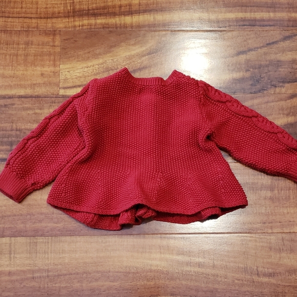 GAP Baby NWT/EUC 12-18 months red peplum sweater and navy/red floral jeans - Picture 4 of 7